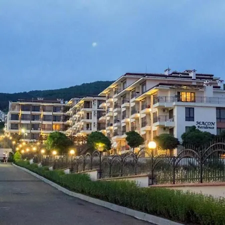 Macon - Premium Apartment *